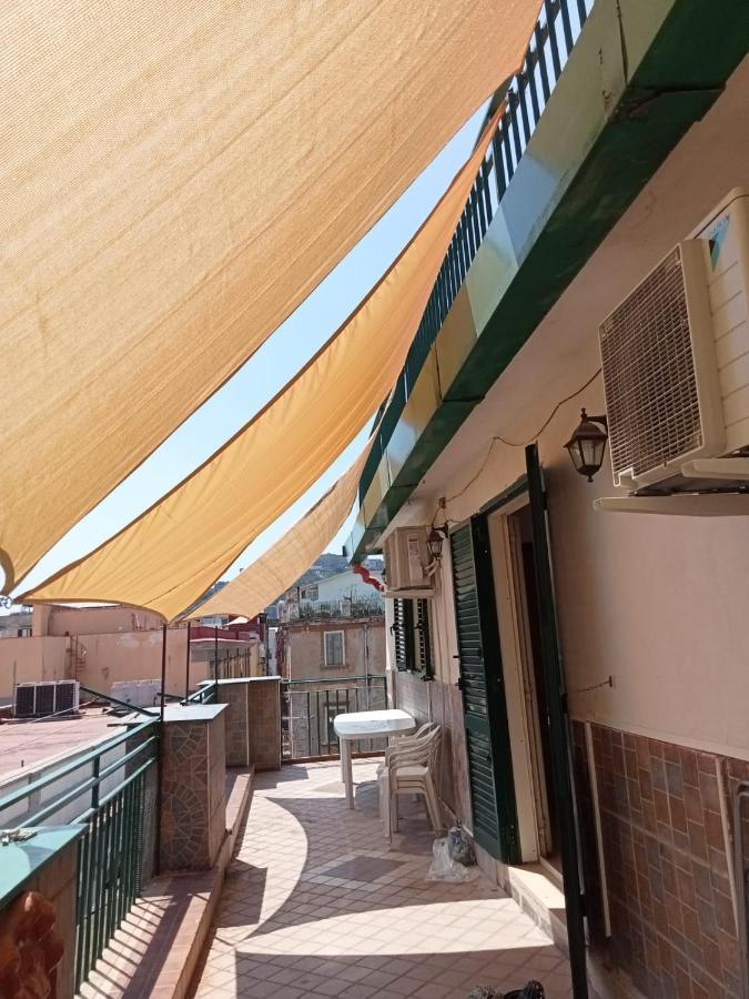 Spaccanapoli House Exterior foto
